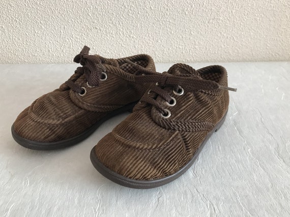 Zapatos de pana marrón Zapatos marrones Zapatos - España