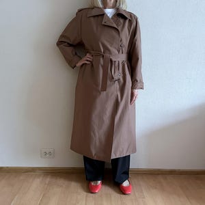 Vintage Classic Brown Trench Coat Minimalist Long Overcoat Belted Jacket Piretta Brand Timeless Women&#39;s Outerwear