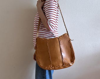 Bolso de hombro marrón tostado, bolso de hombro de cuero genuino, bolso de cuero marrón caramelo, bolso hippie bohemio para festivales.