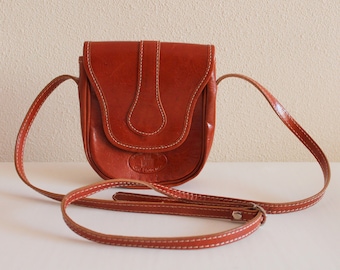 Bolso bandolera color canela Bolso de hombro de piel auténtica marrón Bolso bandolera marrón Florence Camel Bolso bandolera de piel marrón caramelo Bolso estilo sillín hippie bohemio