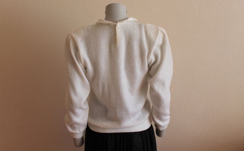 Ivory White Knitted Women Pullower Vintage Knit Sweater Elegant Romantic Long Sleeve Jumper Oversized Cardigan Shoulder Pads