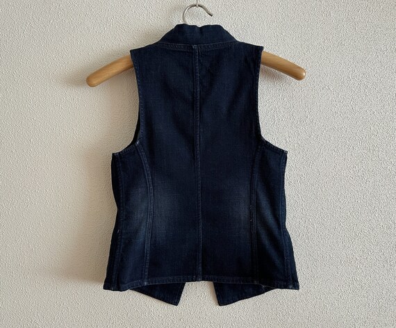Giacca Jeans Donna Senza Maniche - Gilet In Denim Blu Scuro Sbiadito, Scollo A V, Bottoni Vintage, Stile Western Corto