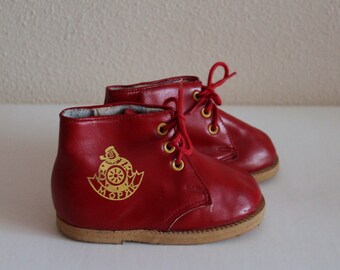 Sovjet Baby schoenen Kinderlaarzen Gemaakt in de USSR Schoenen Rood Lederen Schoenen Kinderschoenen Vintage Kinderschoenen