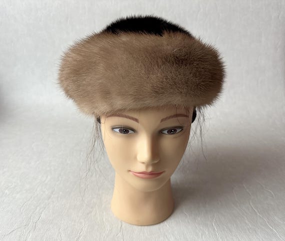 Vintage Fur Beret Dark Brown Union Made Authentic Womens Winter Hat Classic Real Fur Hat, Elegant Women main image 4