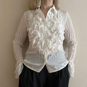 Vintage Notations Weiße Rüschen Bluse Plissee Langarm Top Romantische Strukturierte Bluse Elegante Abend Bluse Damen M Größe