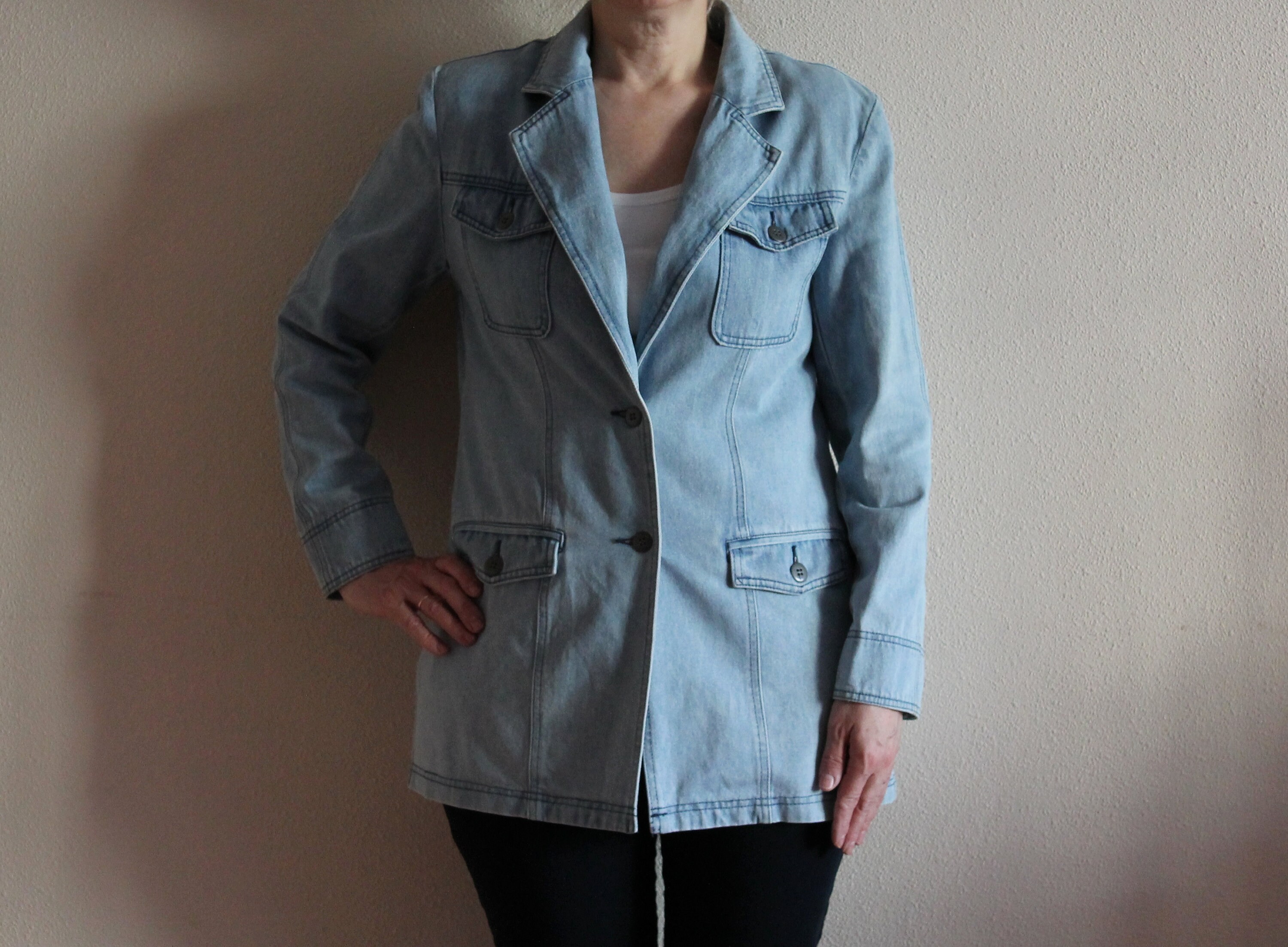 Giacca Denim Oversize Donna Vanchenl - Colletto Largo, Bottoni, Maniche Lunghe, Taglie S-XL, Casual E Comoda