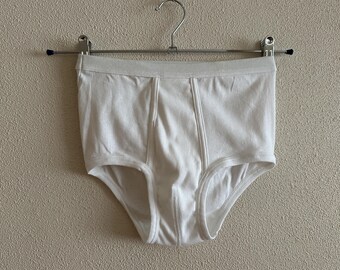 Slip ancien homme sale