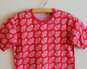 MARIMEKKO Top Red Abstract Print Shirt Short Sleeve T-Shirt Cotton Jersey Blouse Scandinavian Shirt Small Size