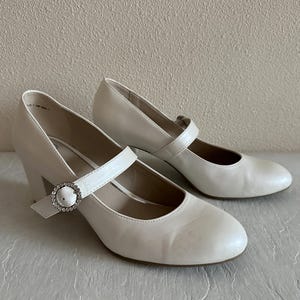Wedding White Shoes White Ivory Vegan Leather Shoes Heeled Shoes Women  Bridal Shoes Women's Shoes Size 42 - Etsy