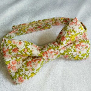 Floral  Bowties,Peach Bow Tie,Wedding  Baptism,Modern Bow Tie,Men Boys Bow Ties.Colorful Necktie,Youth Bow Ties,Spring Bow Ties