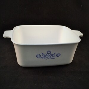 Vintage Corning Ware Cornflower Casserole Dish P-4-B