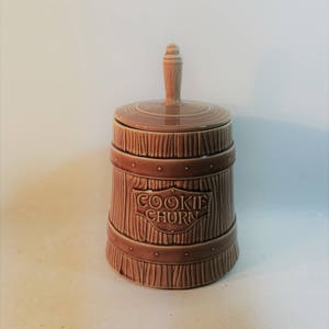 Vintage McCoy Cookie Churn, Cookie Jar