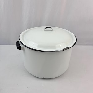 Vintage Large White an Black Enamel Stock Pot, Canning Pot, Rustic Enamelware, 10 Quart