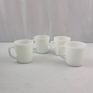 Vintage GlasBake White D Handle Cups, Set of 4