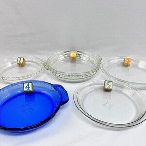Vintage Pie Plates, 8-1/2&quot; - 10&quot;