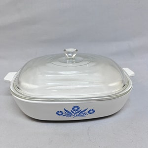 Vintage Corning Ware Cornflower Casserole Dish, P-10-B