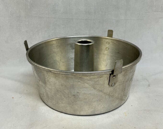 Vintage Wearever 10 Angel Food Cake Pan Two Piece Etsy