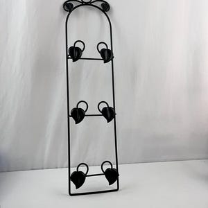 3 Plate Metal Vertical Wall Mount Plate Holder, Holds 3 Plates Total, Wall Mount Display Rack