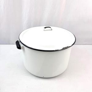 Vintage Large White an Black Enamel Stock Pot, Canning Pot, Rustic Enamelware, 10 Quart