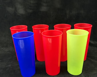 Vintage pastel Tupperware 16 oz. Ensemble de 7 gobelets