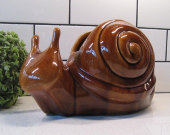 11” Vintage Garden Snail Pottery Planter Vase Adorable whimsical kawaii Kitchen wooden spoon holder Woodland nature urban rustic garden gift