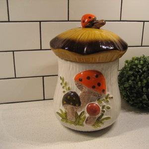 10 &quot;XL Vintage Fliegenpilz Keksdose Kanister Laurentian Laurentienne Keramik Made in Canada retro 3D Merry Mushroom cap Deckel retro Küche