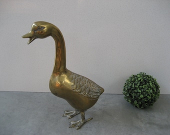 15" XL Vintage Brass Goose Floor Sculpture Life Size Incised Feathers Detailed Feet Patina Heavy Indochine style urban rustic country gift