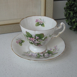 Vintage Royal Adderley Teetassen-Untertassen-Set, Untertassen-Set, Untertassen Set, Untertassen Set, Untertassen Set, Untertassen Set, Untertassen Set, Untertassen Set, Untertassen Set