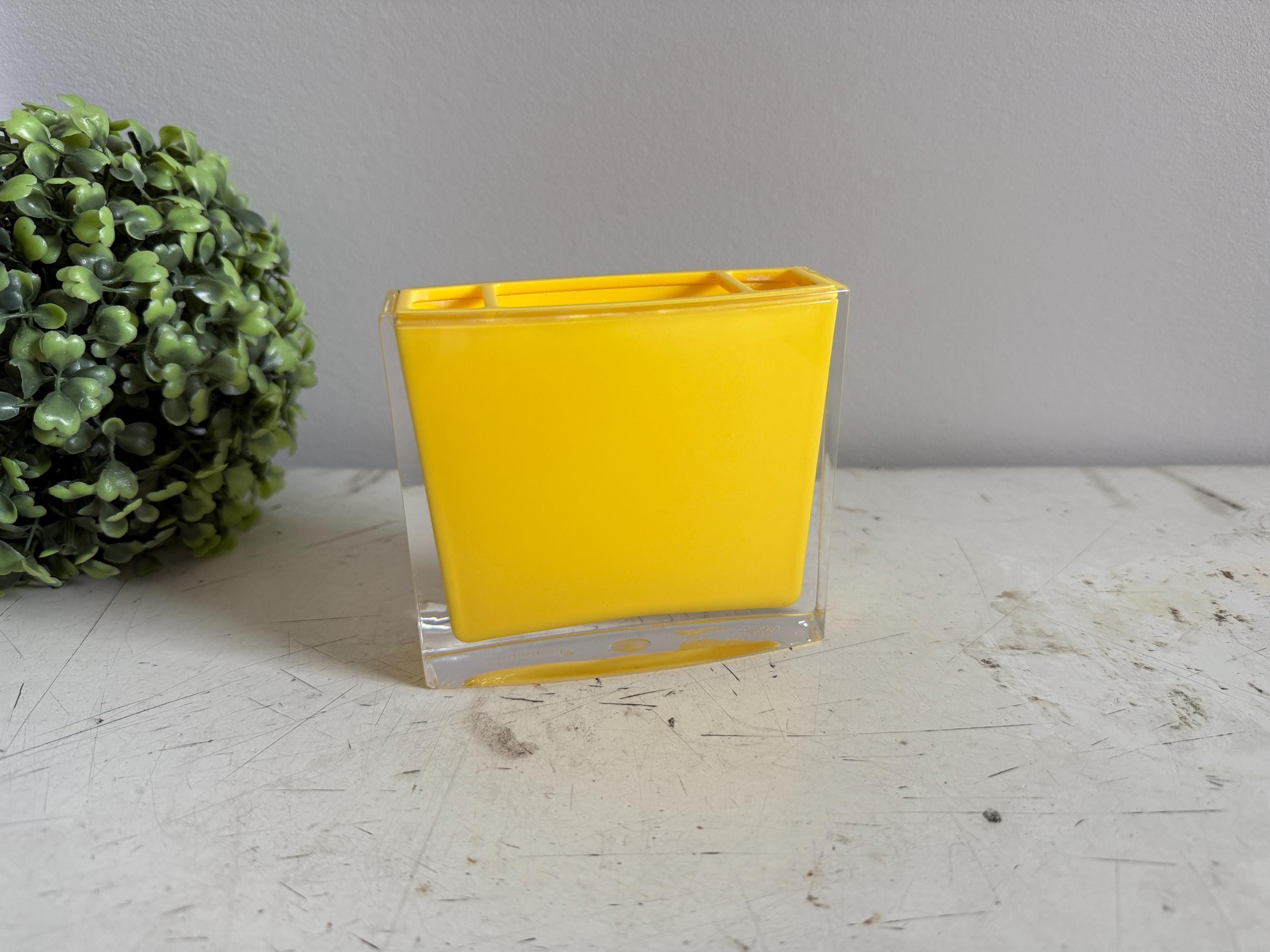 Vintage Acid Yellow Submarine Clear Acrylic Banana Boat Sunshine…