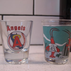 WYBÓR zabytkowych kieliszków do wódki MLB Los Angeles Angels oryginalna naklejka Jestem z głupią parą homarów jeden w pułapce retro domowy wózek barowy prezent