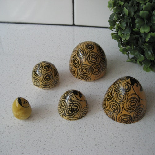 Vintage USSR shops Wooden Nesting Eggs Complete Set of three Detailed hand-painting Matryoshka Soviet Retro counting set Moomin face style gift