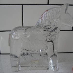 6.25&quot; Vintage Lead Crystal Dala Horse signed by artist Christer Sjögren for Lindshammar Sweden 1975/76 Retro Scandi Equestrian gift Nordic