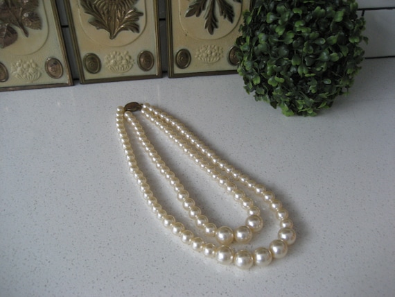 Lovely Vintage Double Strand Graduated Faux Pearl Necklace 