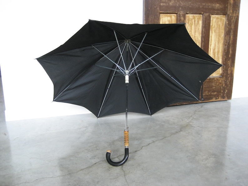 Vintage Carved Bamboo Root Handle Umbrella Parasol classic rainy day movie prop photo shoot gentleman gift commute in style walking stick