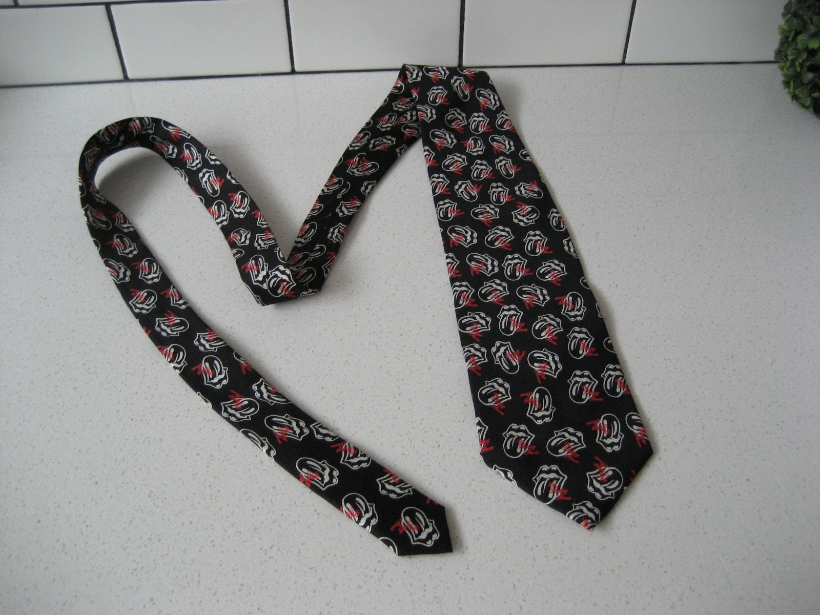 ヴィンテージ ザ ローリング ストーンズ 100% シルク ネクタイ 黒地