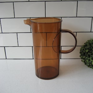 9.75" Vintage Dansk Designs Denmark Jug Gunnar Cyren smoked brown thick plastic retro styling MCM circles motif pop art bar cart essential