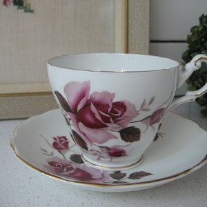 Vintage Regency Teacup Saucer Set Retro roses Deep mauve gold gilding England retro shower gift garden tea party