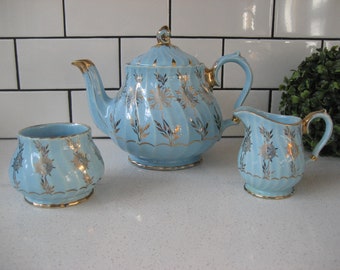 4pc Vintage Sadler Teapot matching Cream Sugar Bowl Set Cornflower Blue Gold made in England Post war Garden tea party retro shower gift