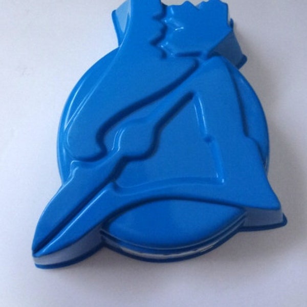 Baseball Canadian Sports Collectible 1990s Toronto Blue Jays  MLB Berry Blue Plastic Jello Mold ,Great condition Shipping Included