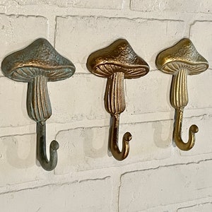 Mushroom Coat Hook (3 Colors), Mushrooms, Botanical Towel Hooks, ToadStool, Mushroom Bath Hoook, Nature Hook, Woodland Decor