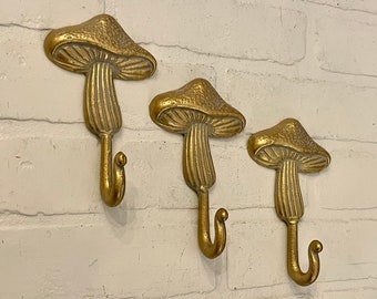 Mushroom Coat Hook, Mushrooms, Botanical Towel Hooks, ToadStool, Mushroom Bath Hoook, Nature Hook, Woodland Decor