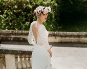 V neck lace wedding dress with sleeves/ Long sleeves lace wedding dress/ crepe silk wedding dress/ Robe de mariée dentelle dos nu CHARLENE