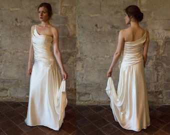 SAMPLE SALE // Ivory colour silk satin wedding dress/ evening dress/ 100% silk/ 1920s 1930s wedding/ Robe de soirée/ robe de cocktail