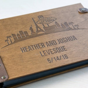 Personalisiertes Fotoalbum Hochzeit in Las Vegas City USA aus Holz mit Ihrer wichtigen Datumsgravur Tolles Geschenk für Jubiläum und Geburtstag