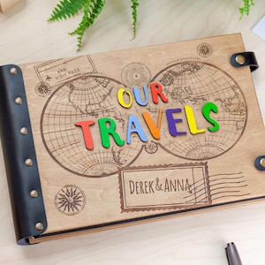 Álbum de fotos personalizado con mapa del mundo para aventuras familiares, regalo perfecto para álbumes de recortes de viajes, libro de aventuras, álbum de fotos de madera "Our Travels"
