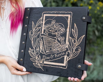 Gothic Personalisiertes Fotoalbum Skeletons Kiss Till Death Do Us Part mit Ihren Namen und Datum eingraviert Tolles Geschenk für ein Paar