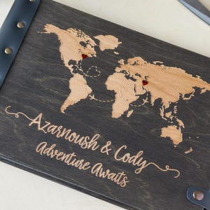 Abenteuerbuch, Benutzerdefiniertes Reisefotoalbum Jahrestag Geschenk, Weltkarte Fotoalbum Abenteuer erwartet, Paare Sammelalbum für tropische Hochzeit