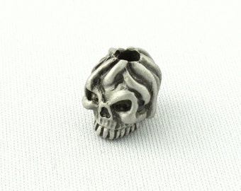 4X Skull With Hair Beads