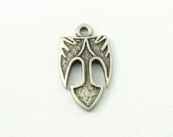 1X  Cross in the Shape of a Shield Pendant