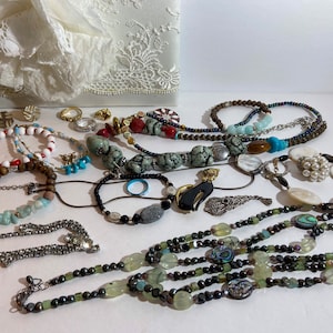 Vintage Jewelry Assortment, Jewelry Grab Bag